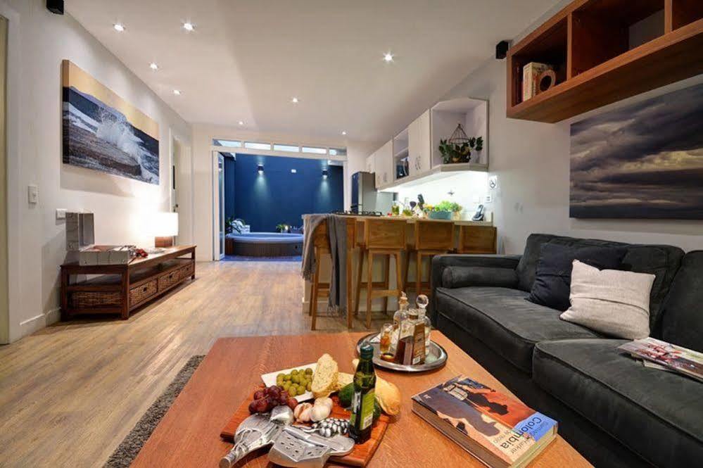Oasis Suites Медельин Экстерьер фото